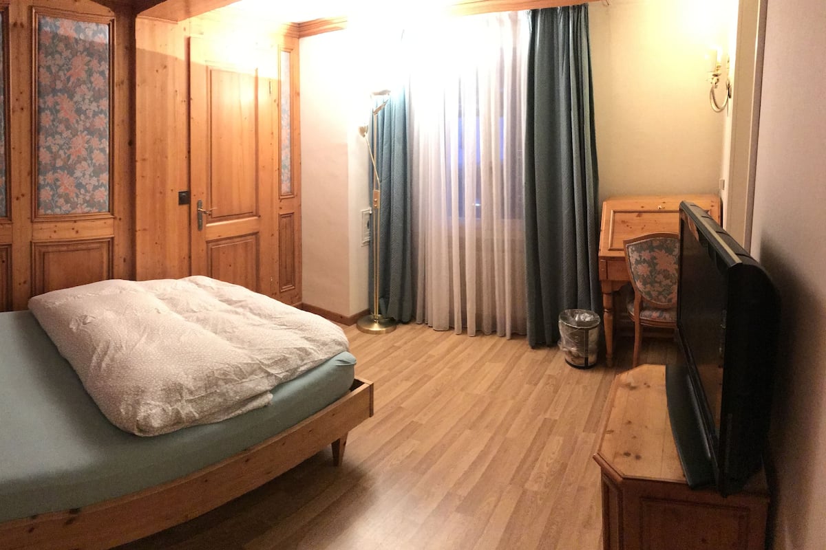 Economy Single Room | Desk, rollaway beds, free WiFi