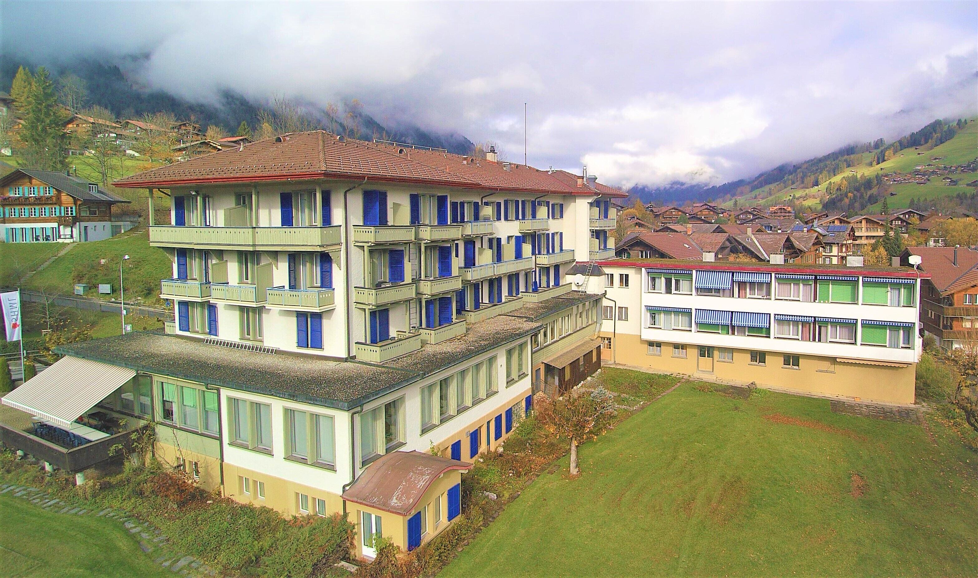 المنشأة من الخارج