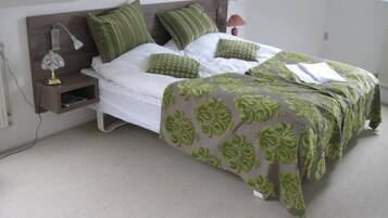 Iron/ironing board, rollaway beds, free WiFi, bed sheets