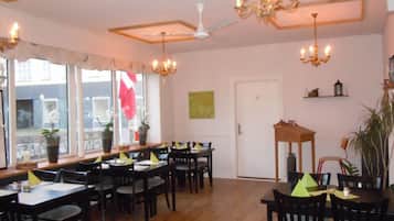 Café da manhã continental todos os dias (DKK 115 por pessoa)