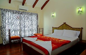 Interior - Lake India House Boats (Ambalapuzha)