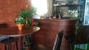 Reception - Duangdara Guesthouse (Mae Rim)
