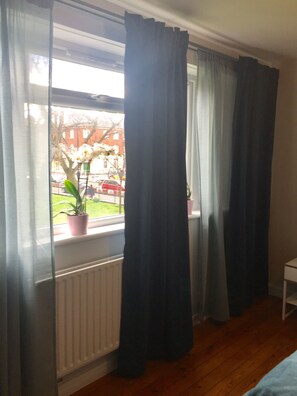 ซิตี้อพาร์ทเมนท์, 2 ห้องนอน, ชั้นล่าง | วิวจากห้องพัก