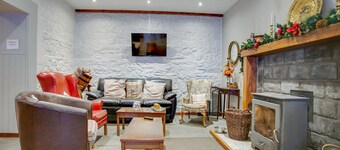 The Murray Arms Hotel