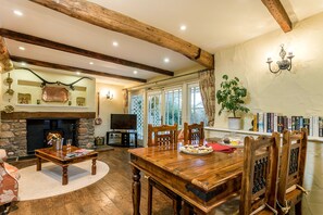 Lobby lounge - The Hayloft (Totnes)
