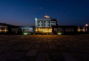 A hotel named 'Cynnett Lite' with a sign indicating it is a unit of 'Gilly's'. - Cygnett Lite (Alwar)