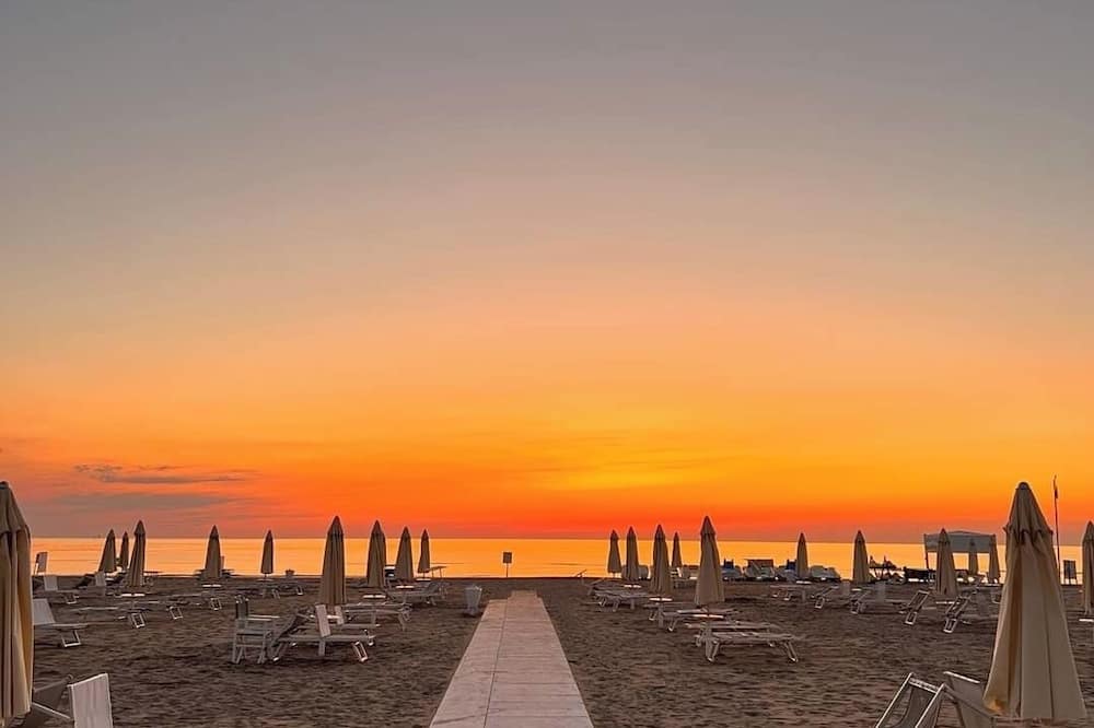 Beach Hotel Clerice