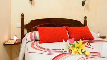 Casa familiar, 3 dormitoris, pati | 3 dormitoris, decoració individual i mobiliari individual