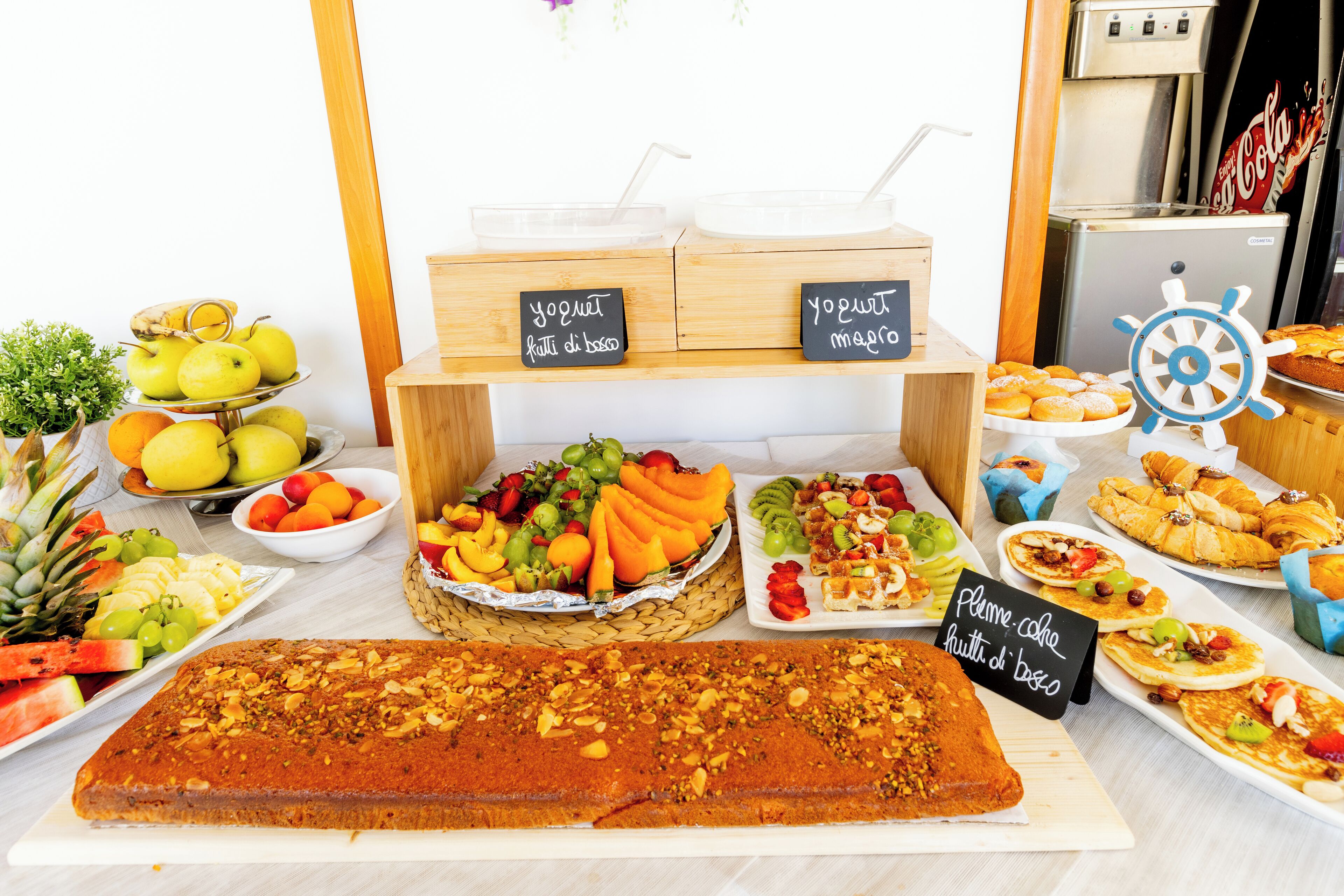 Esmorzar diari d'estil bufet gratuït 