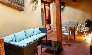 Casa familiare, 4 camere da letto, terrazzo | Terrazza/patio