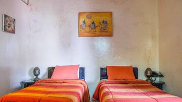 4 bedrooms, minibar, individually decorated, individually furnished
