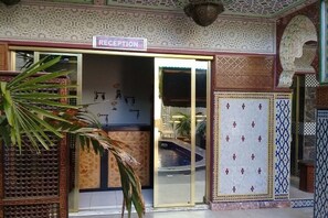 Reception - Hotel Cabourg (Dakar)