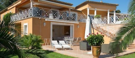 Appartement Confort, salle de bains privée (La Suite Jaune) | Extérieur