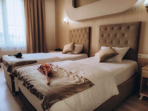 Grand Beyaz Saray Hotel