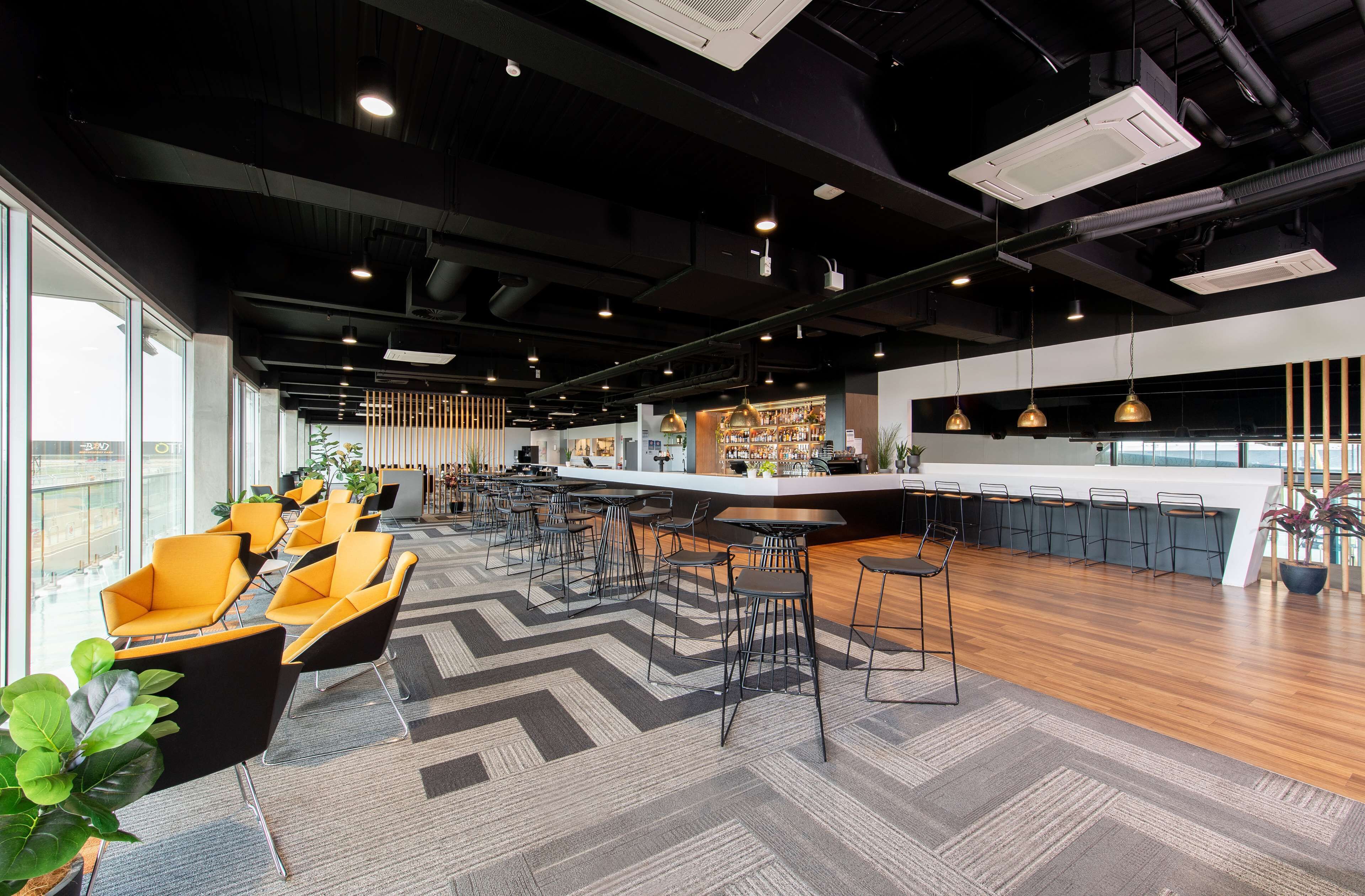 Breakfast, lunch served; local and international cuisine, garden views 