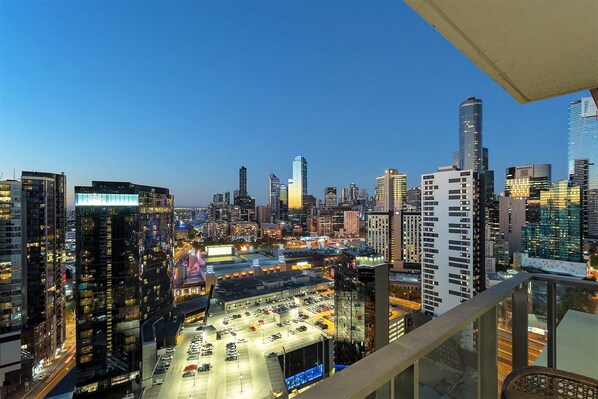 View from property - Luxury Apartments by Royal Stays (Southbank)