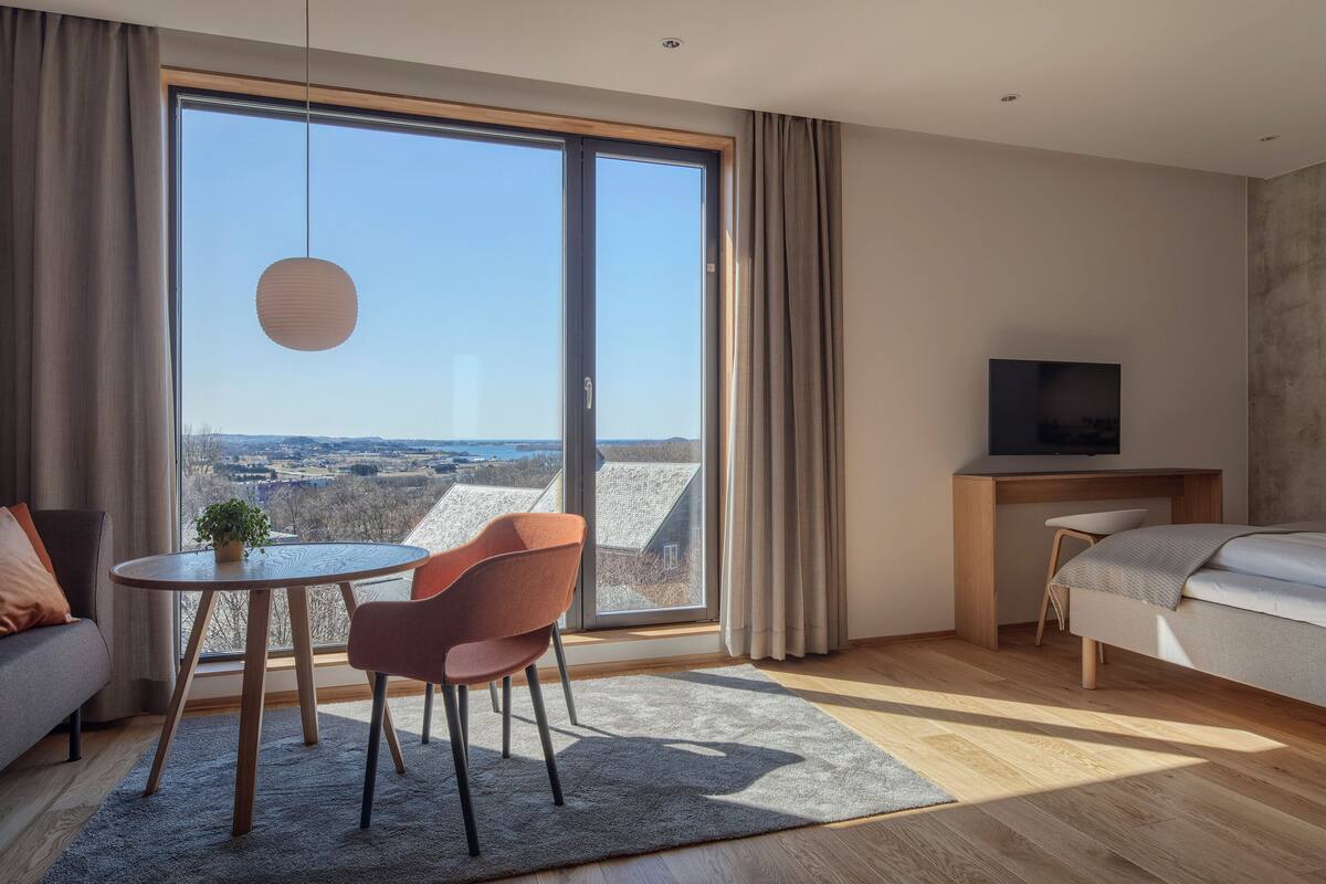 comfort apartment | pillow-top beds, desk, blackout curtains, soundproofing