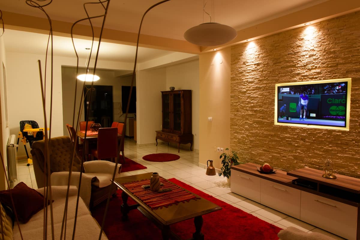 Apartment, 3 Bedrooms | Living area | 32-inch flat-screen TV with satellite channels, TV