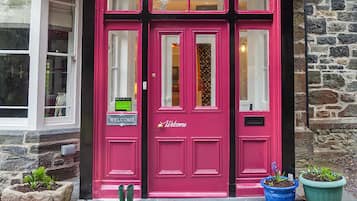 EntrĂ©e de lâhĂ©bergement