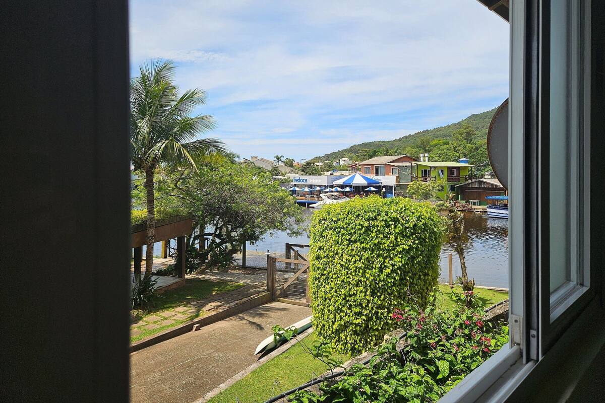 Romantic Suite, Lake View, Lakeside | Pemandangan tasik