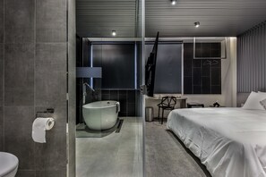 그랜드 더블룸, 퀸사이즈침대 1개, 욕조, 시내 전망 (2F) | 객실에서 보이는 전망