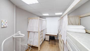 Economy Shared Dormitory, Women only (6 beds)