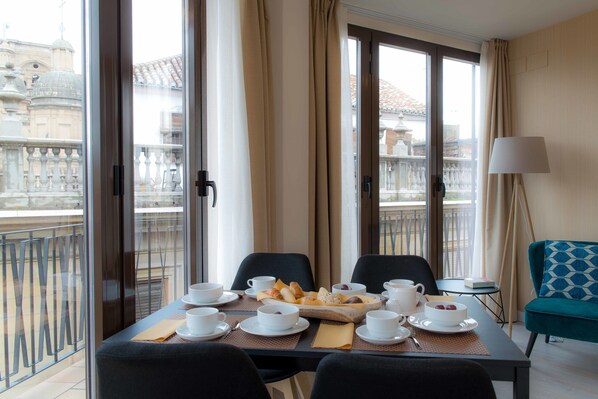 Appartement Standard | 1 chambre, coffres-forts dans les chambres, fer et planche Ă repasser