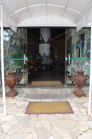 Property entrance - Park Hotel Mantiqueira (Barbacena)