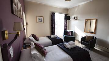 Caja de seguridad en la habitación, escritorio y wifi gratis