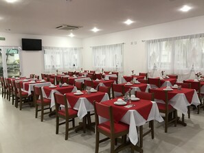 Free daily buffet breakfast - Hotel Infinity (Mauá)