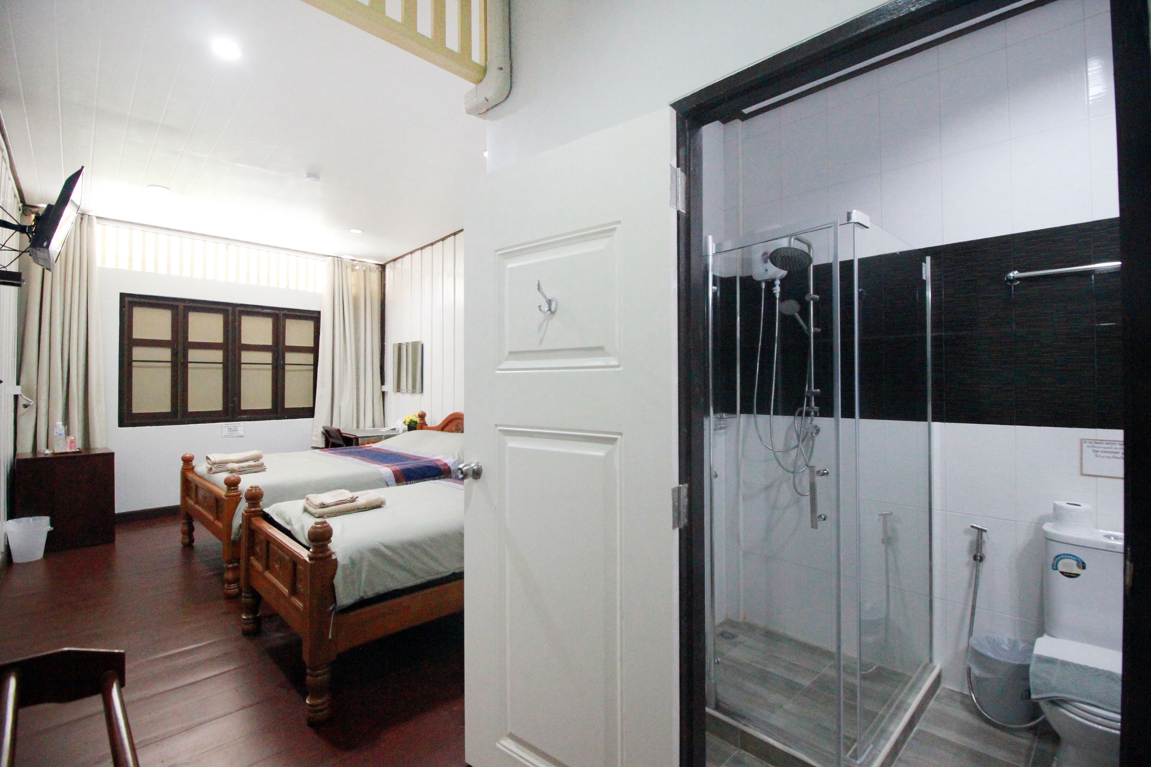 ห้องแฟมิลี่, 1 ห้องนอน | มินิบาร์, โต๊ะทำงาน, ผ้าม่านกันแสง, Wi-Fi ฟรี