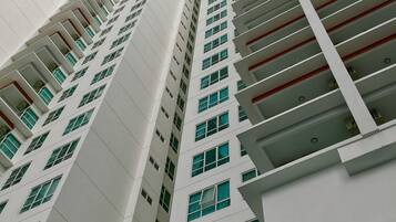 Perincian bahagian luar