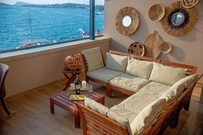 Luxury Room, 1 King Bed, Sea View | Terrace/patio