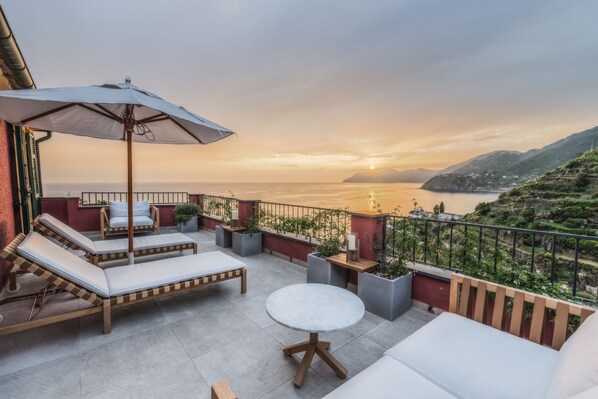 Honeymoon Suite, Jetted Tub | View from room