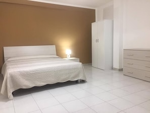 Apartment, 2 Schlafzimmer | 2 Schlafzimmer, hochwertige Bettwaren, kostenloses WLAN, Bettwäsche
