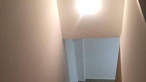 Staircase - Saragozza Comfort Apartment (Bologna)