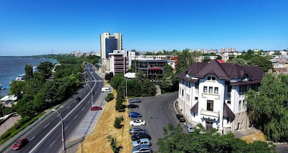 Citadel Aparthotel