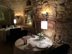 Lunch and dinner served - Hostellerie le Roy Soleil (Menerbes)