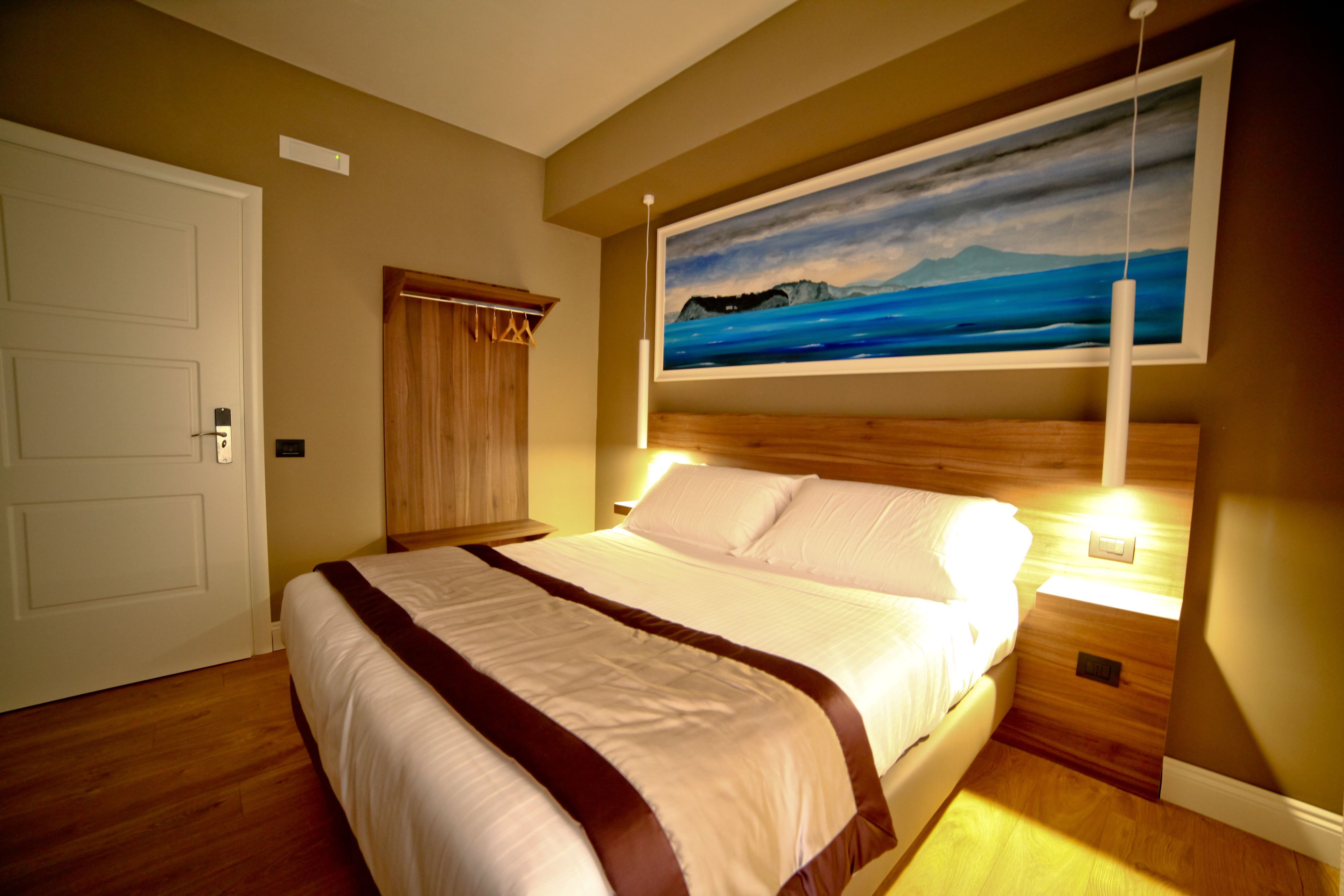 Habitación doble estándar, balcón | Sábanas italianas Frette, ropa de cama de alta calidad y edredón 