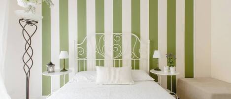 Quarto standard | 1 quarto, lençóis italianos Frette, roupas de cama premium