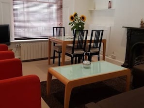 Comfort Apartment, Private Bathroom, City View | Lobby