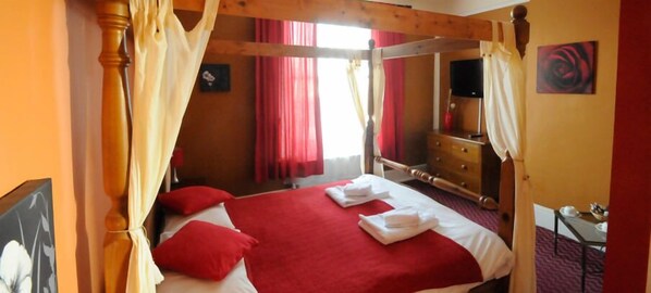 Double Room | Free WiFi - The Royal Oak Historic Commercial Inn (Cranbrook)