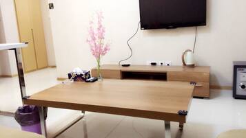 Design-Suite | Wohnbereich | Flachbildfernseher