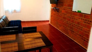 Basic Apartment | Ruang tamu