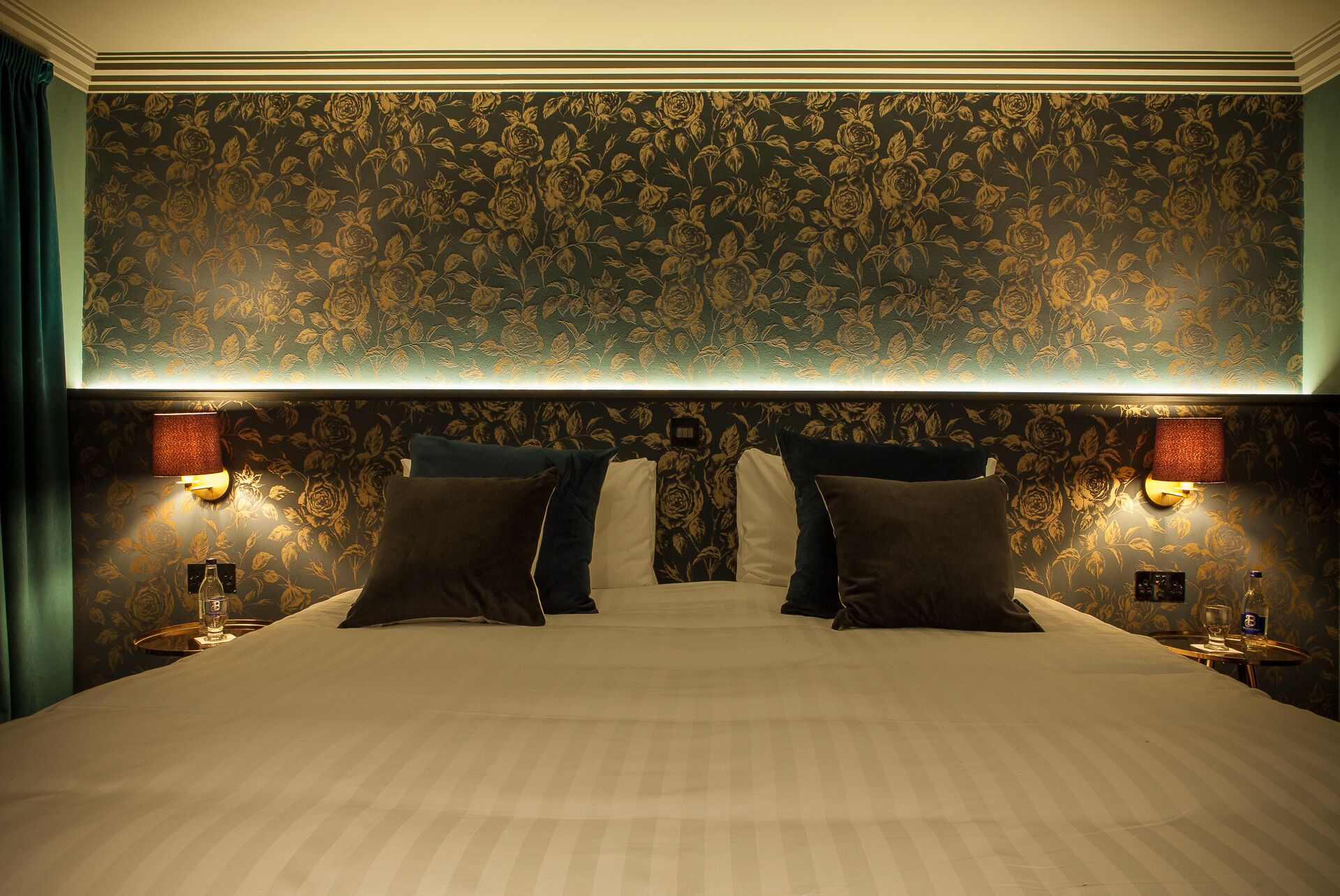 deluxe double room | egyptian cotton sheets, premium bedding, desk, laptop workspace