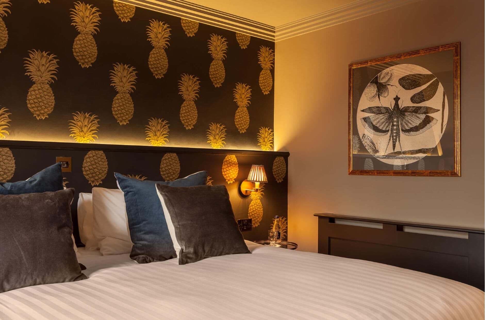 egyptian cotton sheets, premium bedding, desk, laptop workspace