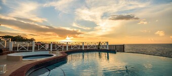 Paradise  Beach Front Apartment