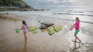 Beach nearby - Posada Punta Ballota (Suances)