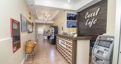 Canal Loft Hotel