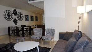 Apartment, 2 Bedrooms | Living area